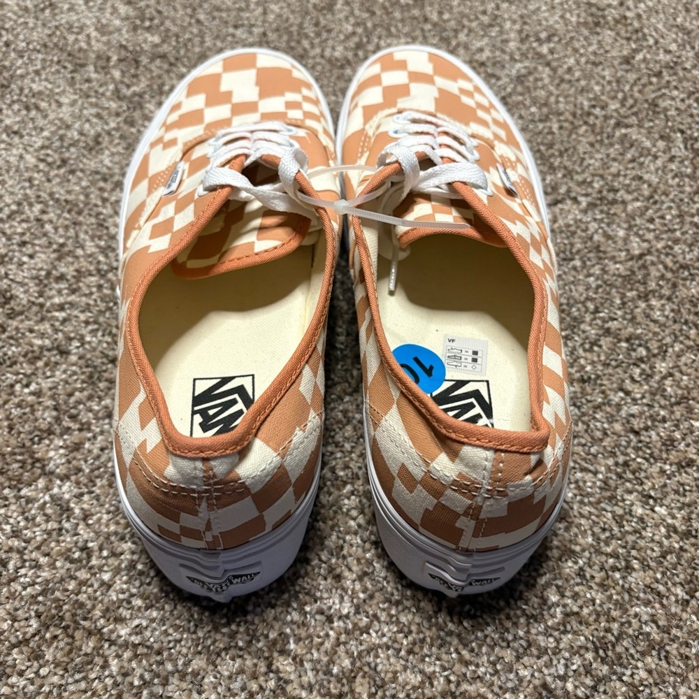 Vans Women’s size 11.5 Orange and Cream Geometric Platform - Picture 5 of 9